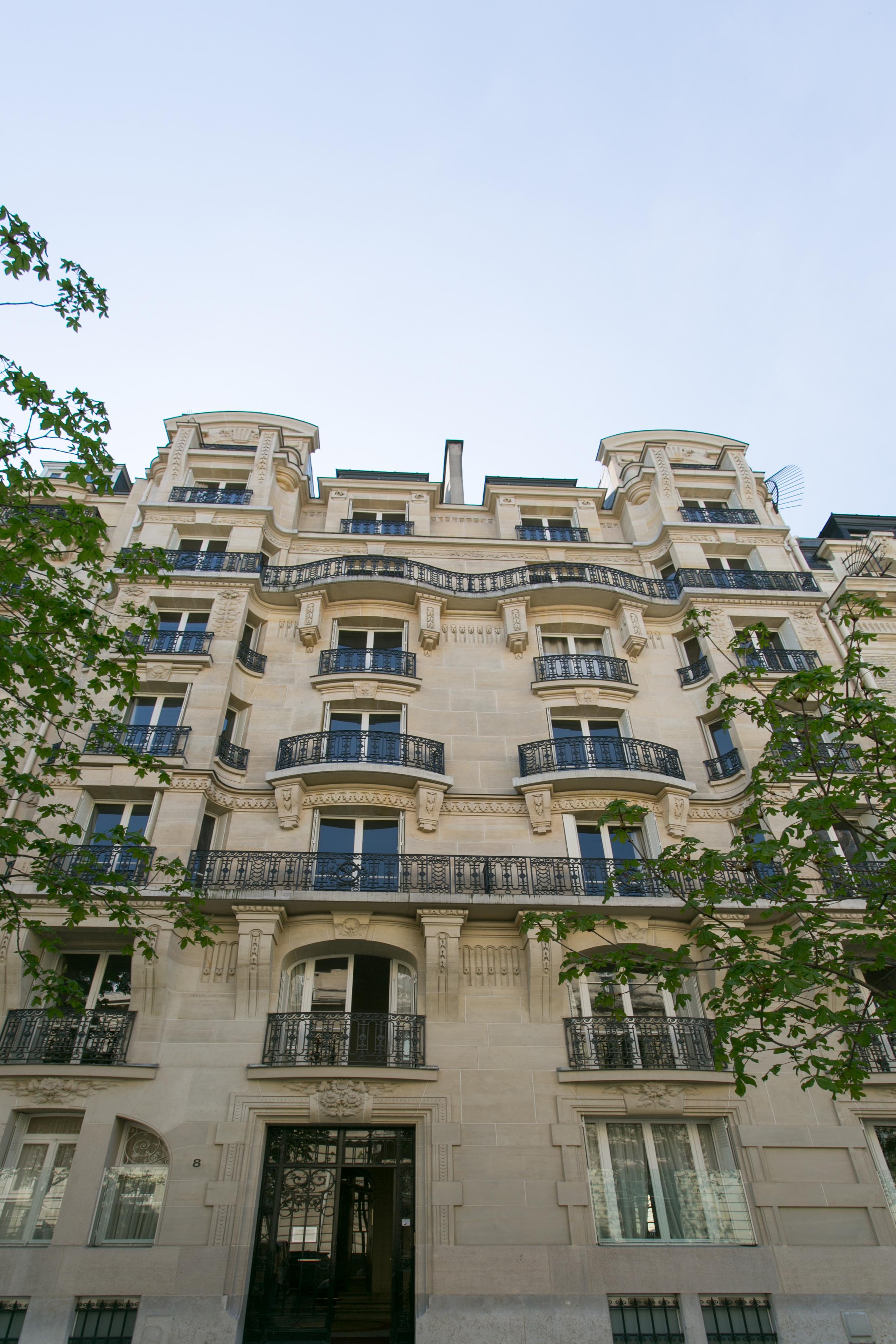 パリ レジドンス シャルルフロケアパートホテル エクステリア 写真